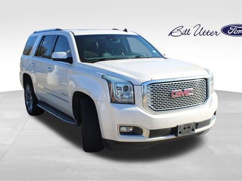 Used 2015 GMC Yukon Denali w/ Touring Package image 3