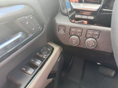 New 2026 Chevrolet Silverado 2500 ZR2 w/ LPO, Dark Essentials Package AWD/4WD image 17