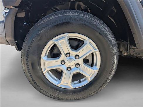 Used 2019 Jeep Wrangler Unlimited Sport S AWD/4WD image 23