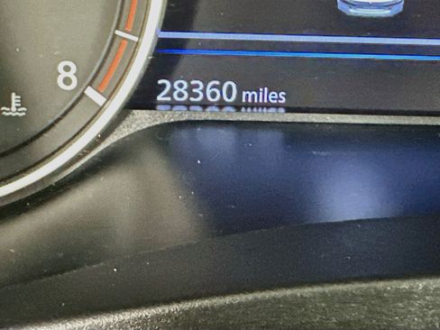 Used 2024 Nissan Altima 2.5 SV FWD image 18