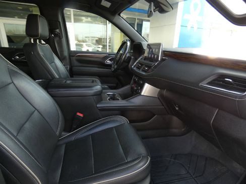 Used 2021 Chevrolet Tahoe Premier image 17