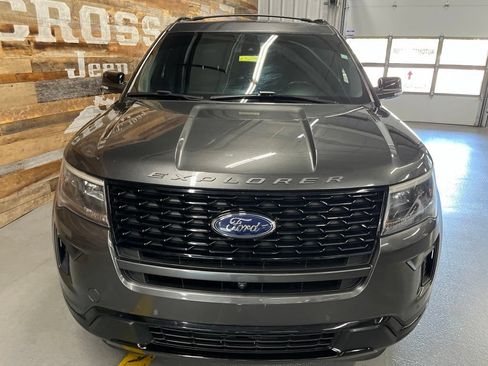 Used 2018 Ford Explorer Sport w/ Equipment Group 401A AWD/4WD image 7
