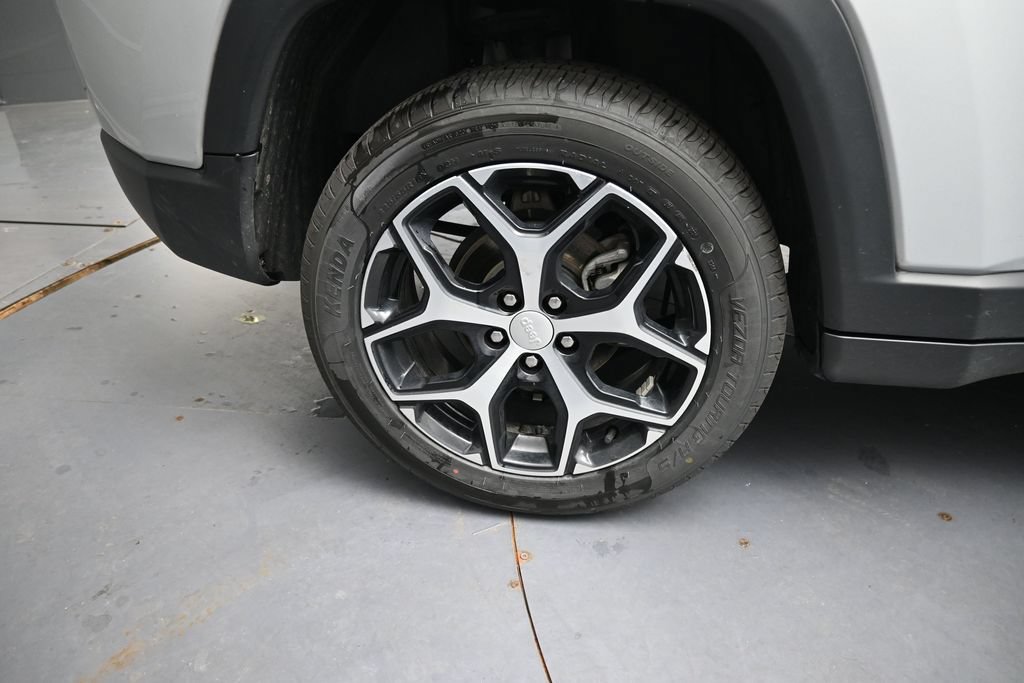 Used 2024 Jeep Compass Limited AWD/4WD image 16