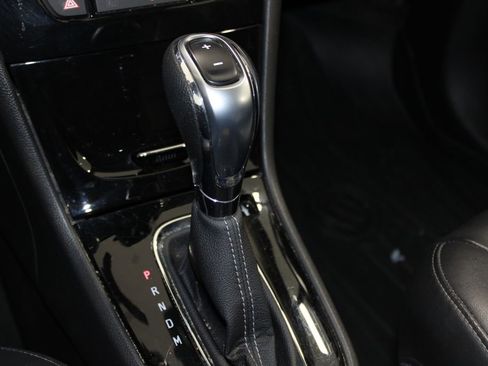 Used 2019 Buick Encore Essence image 33