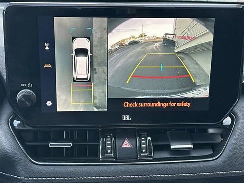 Used 2024 Toyota RAV4 Limited image 23