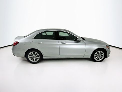 Used 2019 Mercedes-Benz C 300 4MATIC Sedan image 9