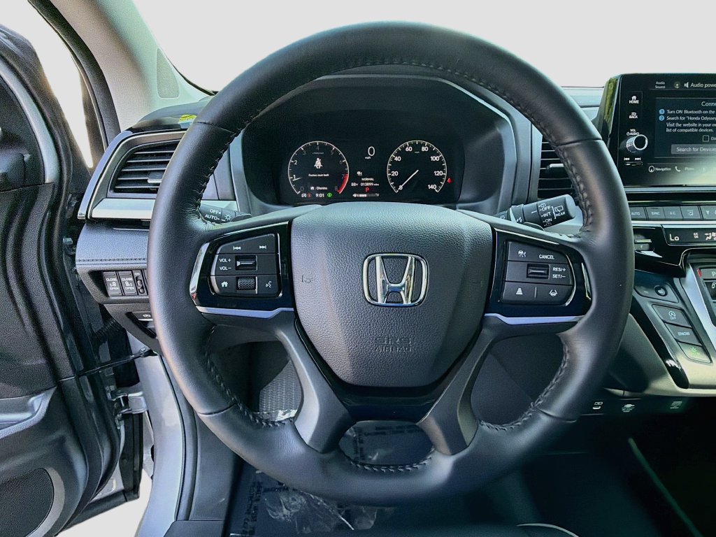 Certified 2025 Honda Odyssey Touring image 10