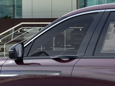 New 2025 Lincoln Nautilus Premier image 20