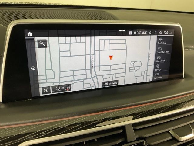 Used 2022 BMW 750i xDrive w/ Executive Package AWD/4WD image 14