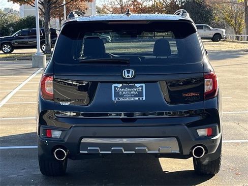 Used 2022 Honda Passport TrailSport image 5