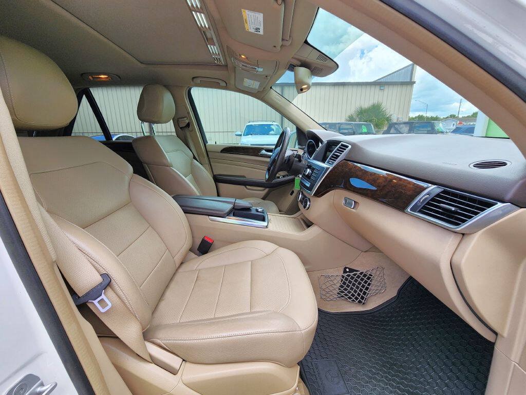 Used 2015 Mercedes-Benz ML 250 BlueTEC 4MATIC image 13