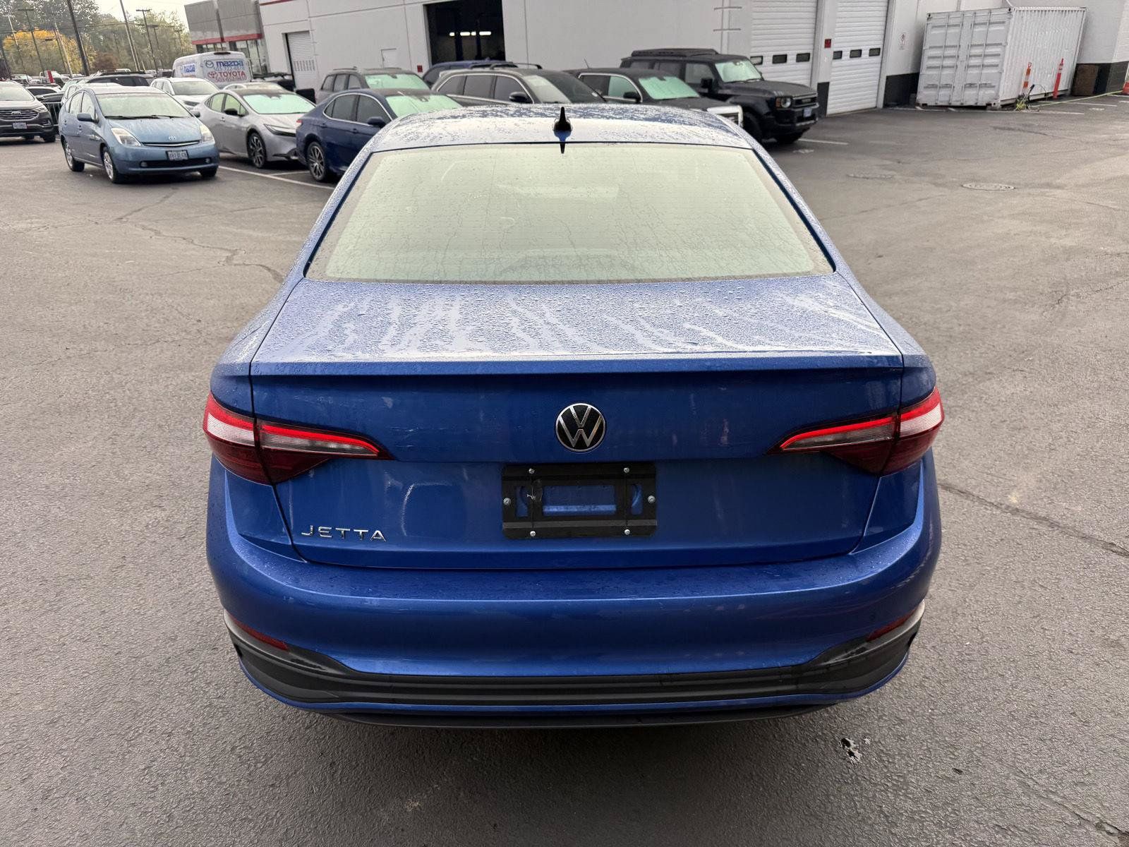 Used 2024 Volkswagen Jetta S FWD image 4