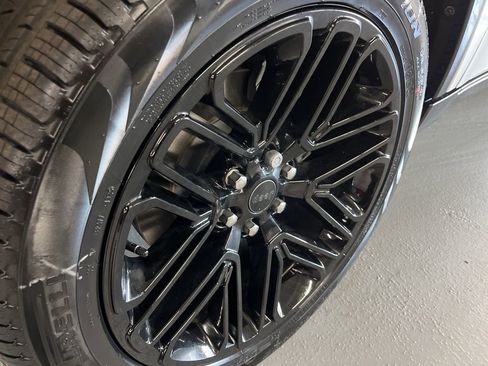 New 2026 Jeep Grand Wagoneer Limited image 12