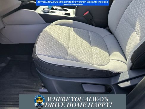 New 2026 Ford Escape Active w/ Tech Pack #1 FWD image 8