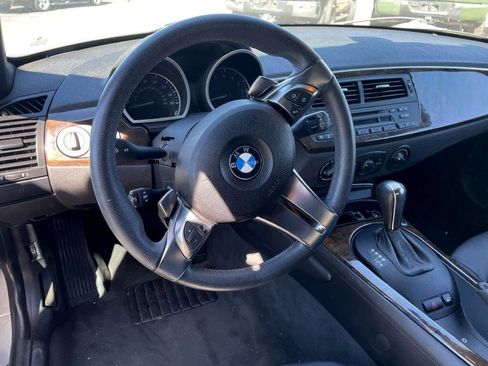 Used 2007 BMW Z4 3.0i image 8