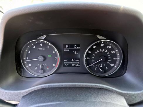 Used 2017 Hyundai Elantra SE FWD image 19