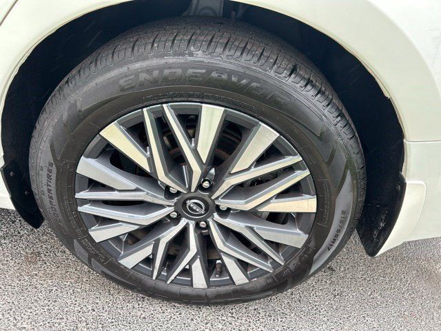 Used 2023 Nissan Altima 2.5 SV w/ SV Premium Package FWD image 54