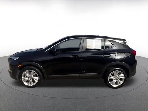 Used 2025 Buick Encore GX Preferred FWD image 9