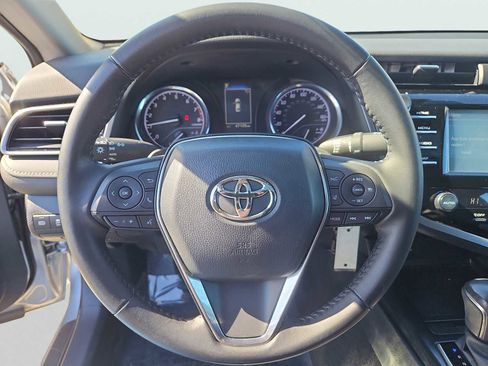 Used 2020 Toyota Camry SE image 23