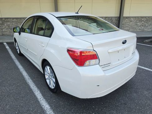 Used 2012 Subaru Impreza 2.0i Premium w/ All-Weather Pkg AWD/4WD image 3