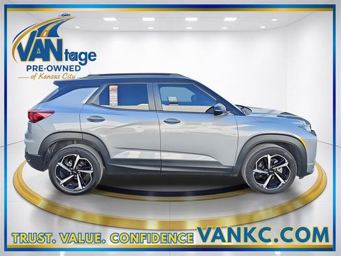 Certified 2023 Chevrolet TrailBlazer RS w/ Convenience Package image 5