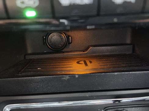 Used 2021 Subaru Ascent Limited w/ Technology Package image 38