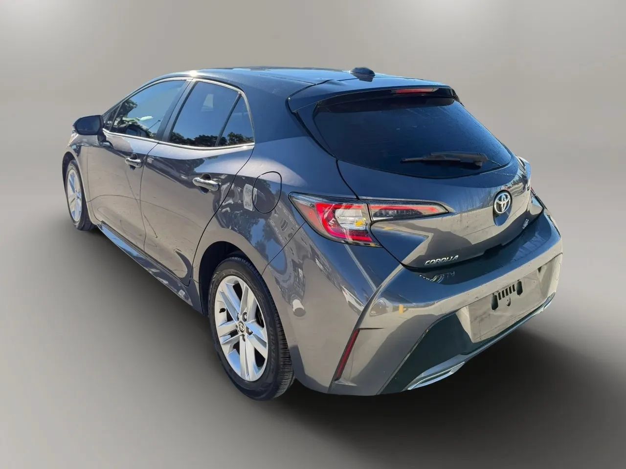 Used 2021 Toyota Corolla SE FWD image 5