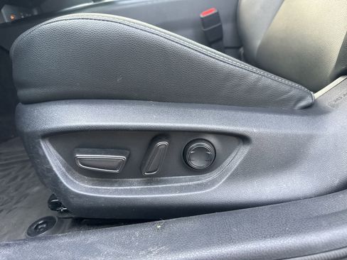 Certified 2025 Toyota Camry SE FWD image 11