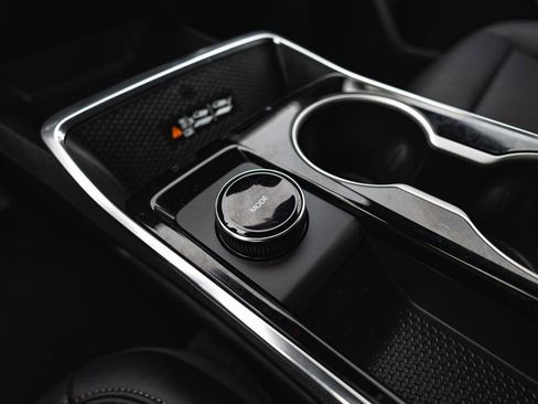 New 2026 Chevrolet Equinox LT w/ Convenience Package II image 18