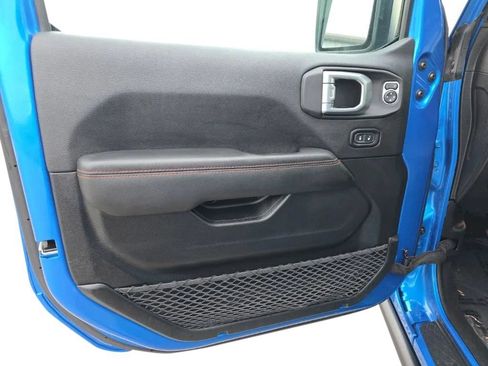 Used 2021 Jeep Gladiator Mojave AWD/4WD image 12