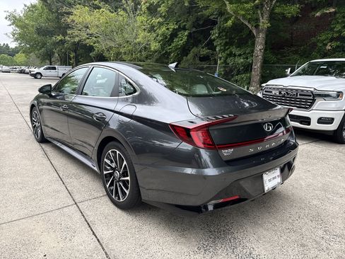 Used 2021 Hyundai Sonata Limited FWD image 5