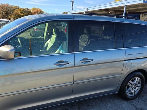 Used 2005 Honda Odyssey EX-L image 2