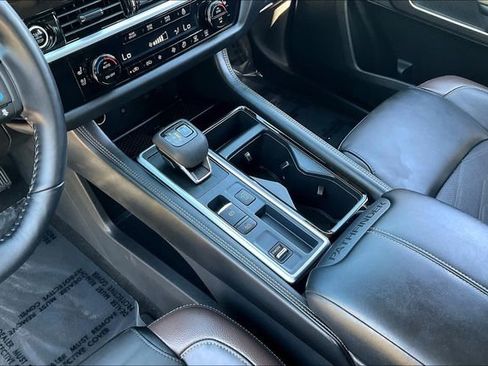 Used 2024 Nissan Pathfinder Platinum w/ Cargo Package image 17