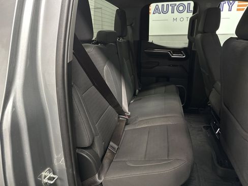 Used 2023 GMC Sierra 1500 Elevation image 34