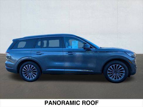 Used 2023 Lincoln Aviator Reserve w/ Equipment Group 201A image 6