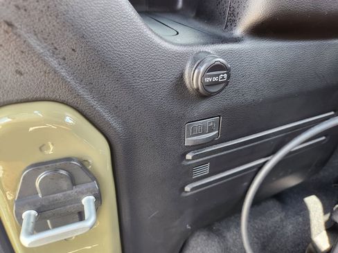 Used 2025 Jeep Wrangler Unlimited Sport S 4xe AWD/4WD image 15