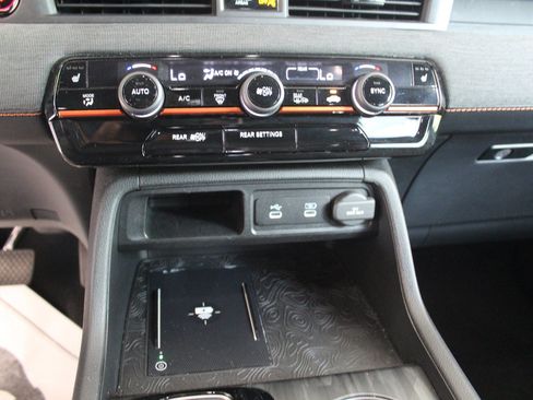 Used 2026 Honda Passport TrailSport image 12