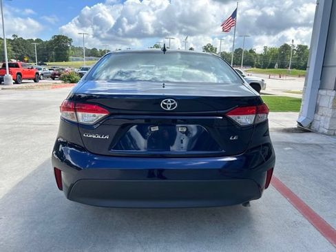 Used 2024 Toyota Corolla LE FWD image 5