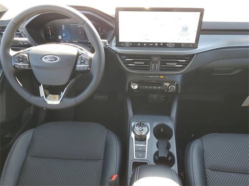 New 2026 Ford Escape SE w/ Class II Trailer Tow Package image 25