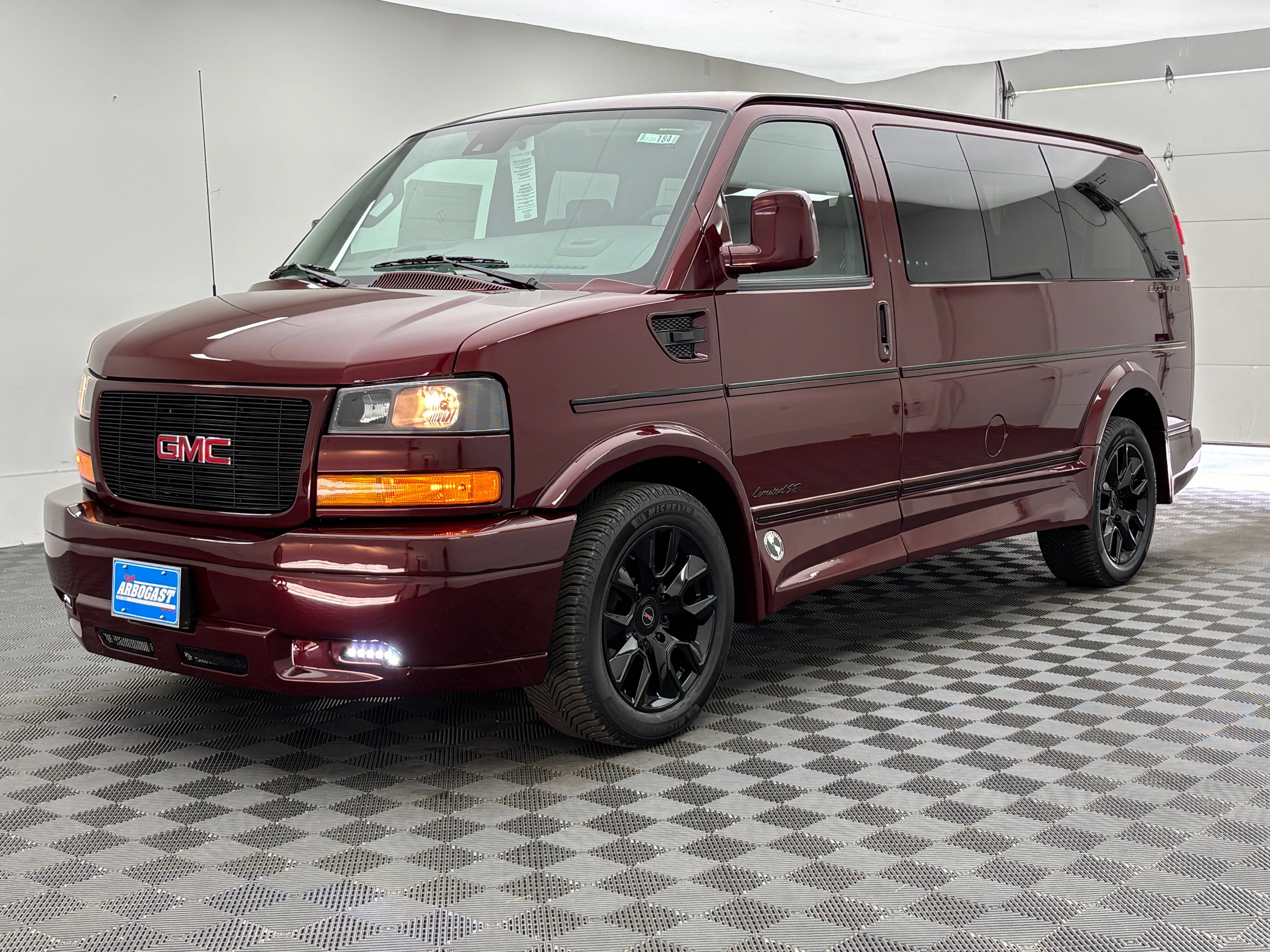 New 2026 GMC Savana 2500 w/ Driver Convenience Package RWD image 16