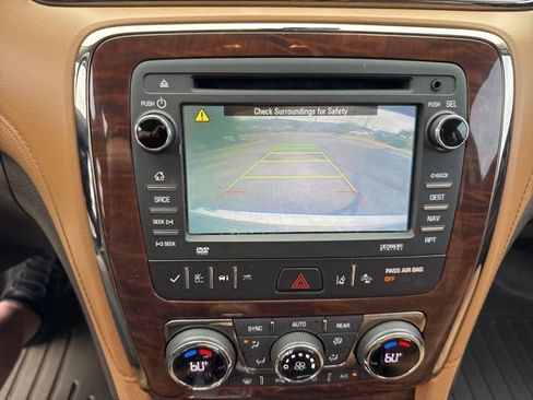 Used 2015 Buick Enclave Leather image 26
