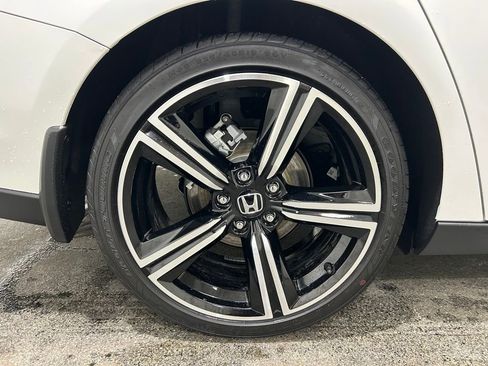 Used 2025 Honda Accord Sport image 11