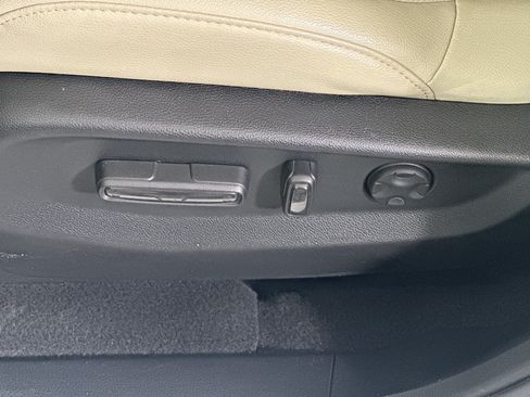 Used 2022 Honda CR-V EX-L image 13