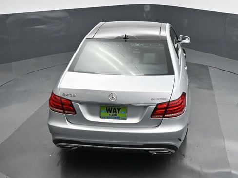 Used 2014 Mercedes-Benz E 250 BlueTEC Sedan image 46