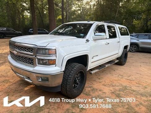 Used 2014 Chevrolet Silverado 1500 LTZ Z71 AWD/4WD image 3