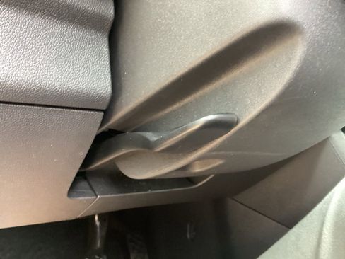 Used 2019 Volkswagen Jetta SE w/ Cold Weather Package FWD image 58
