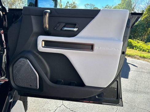 New 2025 GMC Hummer EV 3X w/ Battery Pack, 24 Module Pack AWD/4WD image 15