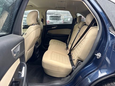 Used 2017 Ford Edge SEL w/ Cargo Accessory Package AWD/4WD image 8