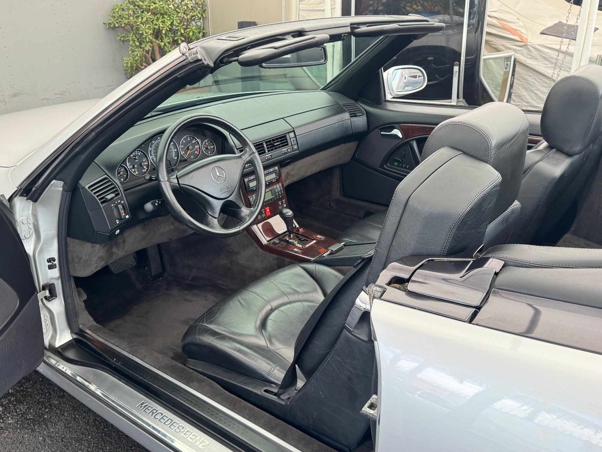 Used 1999 Mercedes-Benz SL 500 image 11