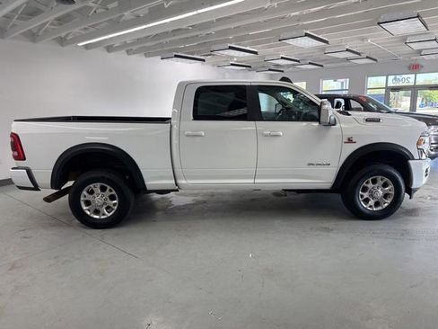 Used 2024 RAM 2500 Laramie AWD/4WD image 14